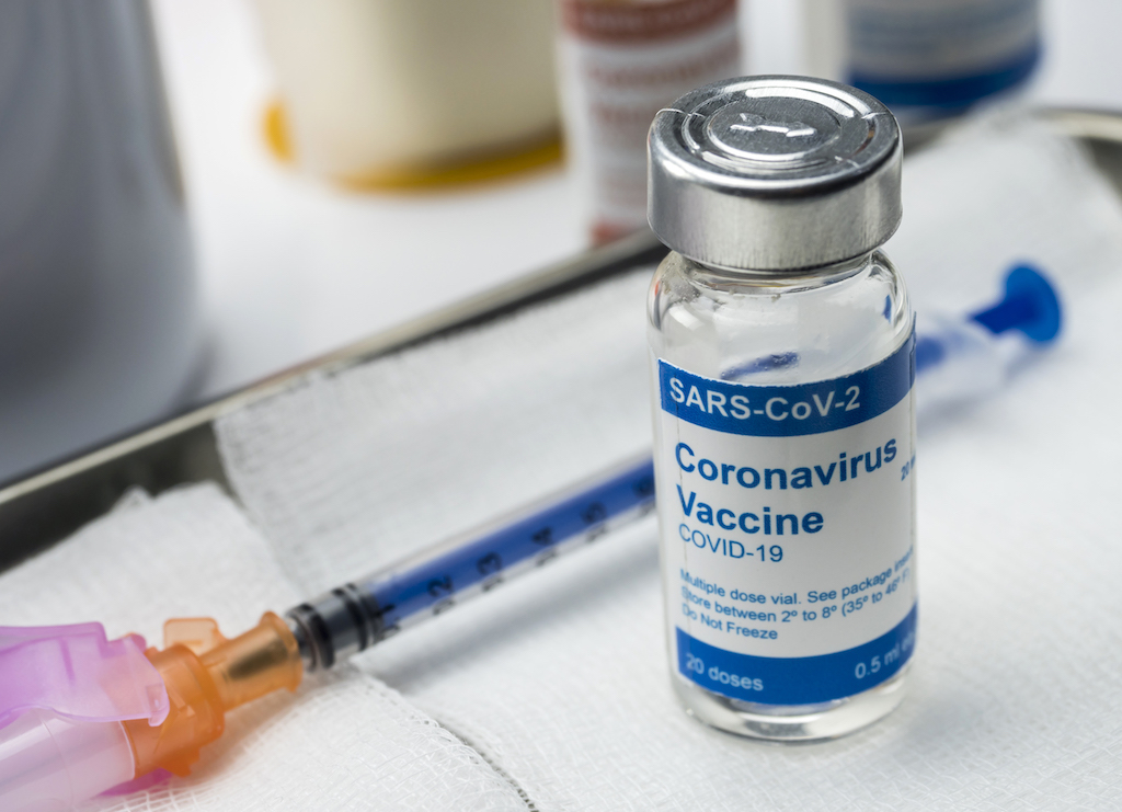 Vacuna de Universidad de Oxford un paso adelante en lucha contra coronavirus